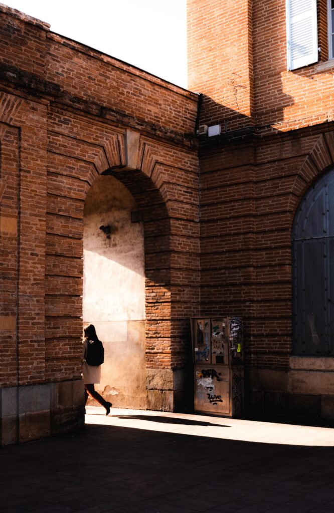 Nous sommes quatre architectes installés à Bagnères de Bigorre et Toulouse.